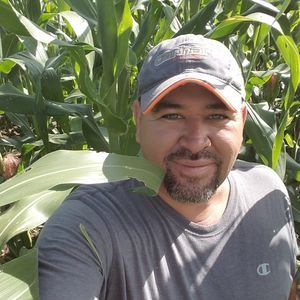 Meet your Posher, Angel salas